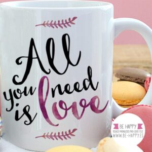 Taza “All You Need is Love”